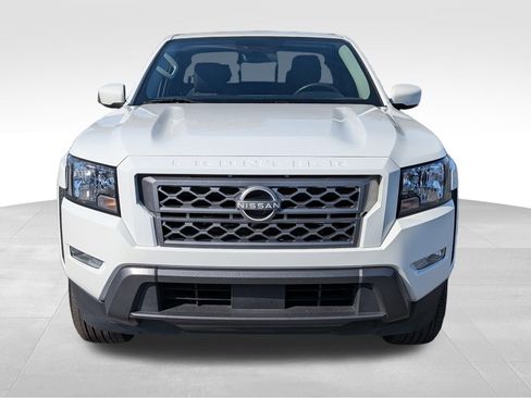 Used 2024 Nissan Frontier SV w/ SV Convenience Package image 11