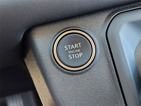 New 2024 Land Rover Defender 130 S image 20