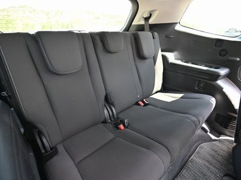 Certified 2024 Subaru Ascent Premium w/ Convenience Package image 25