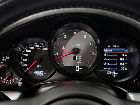 Used 2017 Porsche 911 Carrera 4S image 28