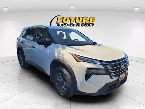 Certified 2026 Nissan Rogue S AWD/4WD image 1