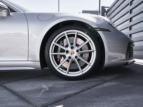 Used 2024 Porsche 911 Carrera GTS w/ Premium Package image 19