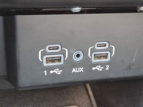 Used 2024 Jeep Wagoneer L Series II w/ Flexible Seating Group image 22