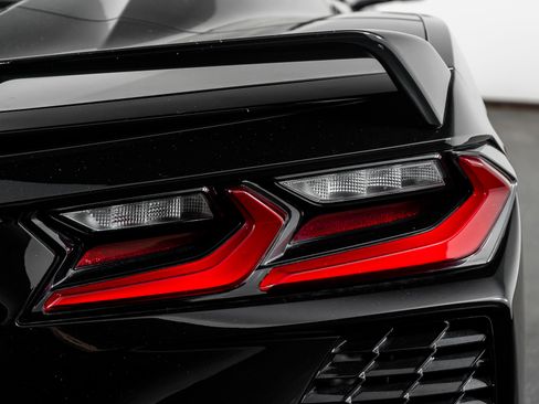 Used 2021 Chevrolet Corvette Stingray Preferred Conv w/ 2LT image 13