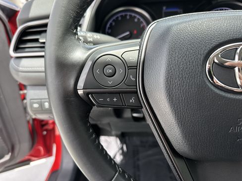 Certified 2023 Toyota Camry SE FWD image 19