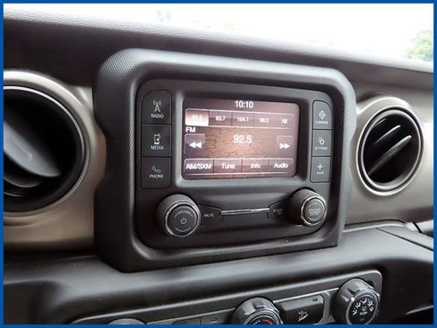 Certified 2020 Jeep Wrangler Unlimited Sport S AWD/4WD image 17