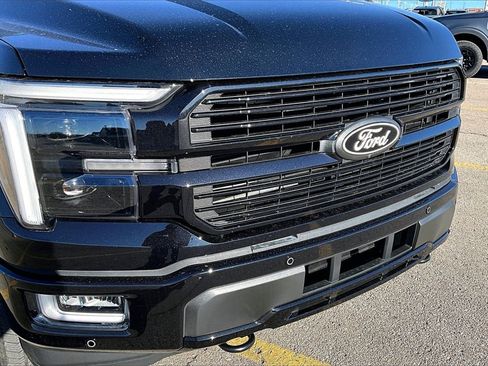 New 2025 Ford F150 Platinum w/ FX4 Off-Road Package image 35