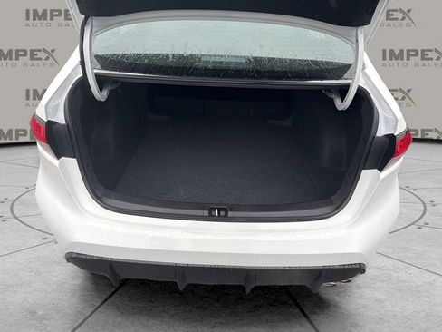 Used 2026 Toyota Corolla SE FWD image 28