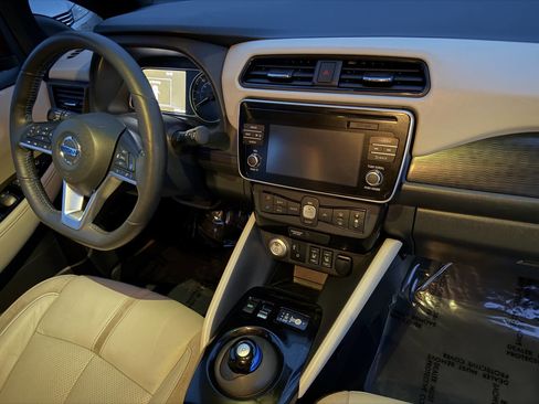 Used 2019 Nissan Leaf SL w/ SL Technology Package image 27