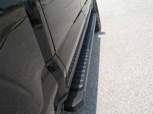 Used 2022 Ford F150 Lariat AWD/4WD image 13