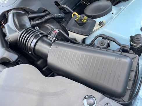 Used 2003 Ford Thunderbird RWD image 76