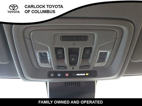 Used 2024 GMC Sierra 1500 SLT w/ SLT Premium Plus Package AWD/4WD image 29