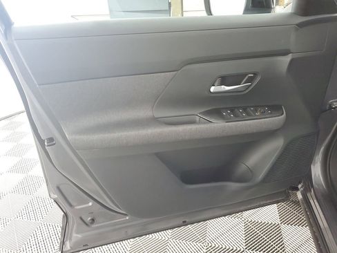 New 2026 Nissan Kicks SV image 25