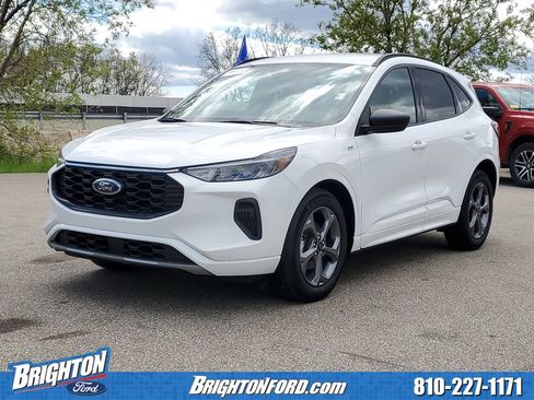 Certified 2023 Ford Escape ST-Line w/ Equipment Group 301A FWD image 2