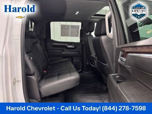 Used 2023 GMC Sierra 1500 SLT image 9