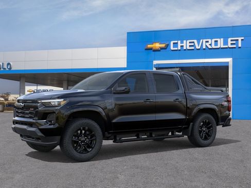 New 2026 Chevrolet Colorado Z71 w/ Midnight Edition AWD/4WD image 2