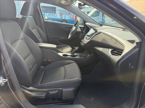 Used 2023 Chevrolet Malibu LT image 11