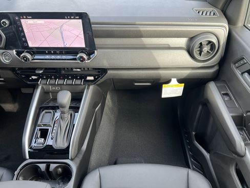 New 2026 Chevrolet Colorado W/T w/ WT Custom Package image 32