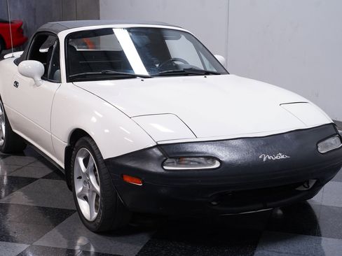 Used 1994 MAZDA MX-5 Miata image 14