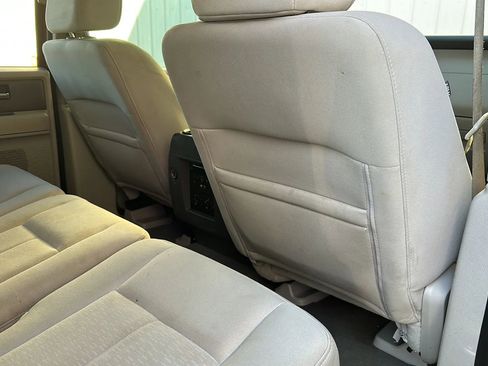 Used 2008 Ford Expedition XLT image 17