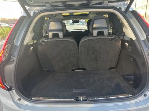 Certified 2025 Volvo XC90 B6 Plus image 11
