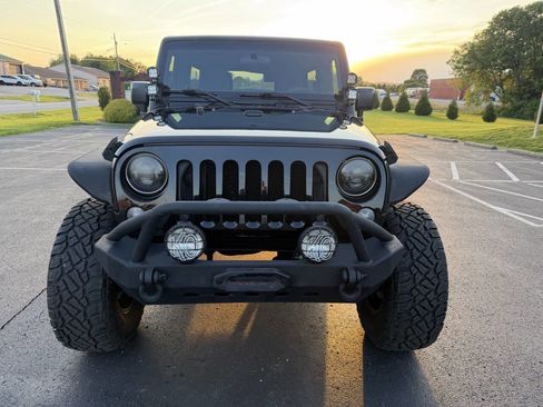 Used 2016 Jeep Wrangler Unlimited Sport w/ Trailer Tow Group AWD/4WD image 10