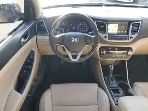 Used 2017 Hyundai Tucson SE Plus image 14