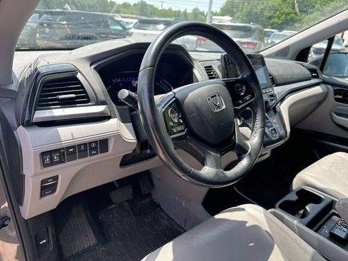 Used 2023 Honda Odyssey Touring image 12