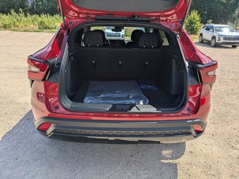 New 2026 Chevrolet Trax RS w/ Sunroof Package FWD image 26