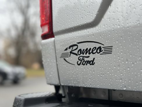 Used 2019 Ford F150 XLT w/ Equipment Group 302A Luxury image 8