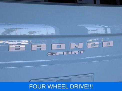 Used 2025 Ford Bronco Sport Heritage AWD/4WD image 5