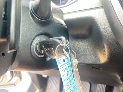 Used 2024 Toyota Camry SE FWD image 26