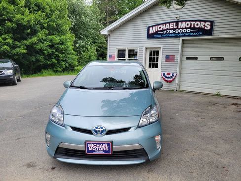 Used 2012 Toyota Prius Prime Plug-In Hybrid FWD image 1