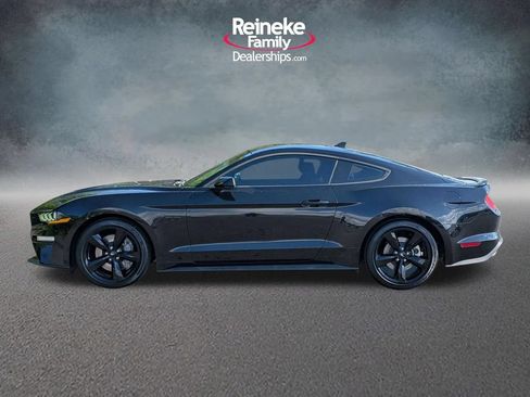 Used 2022 Ford Mustang GT w/ Equipment Group 301A RWD image 9