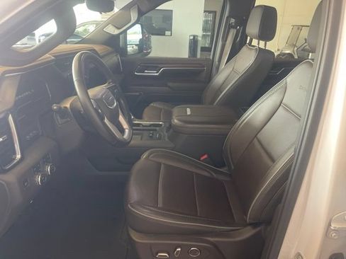 Used 2024 GMC Sierra 2500 Denali w/ Denali Reserve Package AWD/4WD image 6