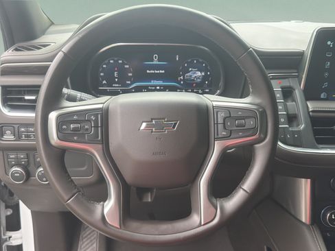 Used 2024 Chevrolet Suburban Z71 AWD/4WD image 21