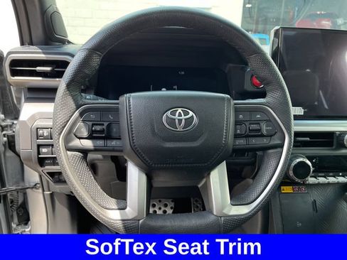 Used 2024 Toyota Tacoma TRD Sport w/ TRD Sport Premium Package AWD/4WD image 19
