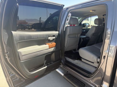 Used 2011 Toyota Tundra Limited w/ Memory Pkg RWD image 10