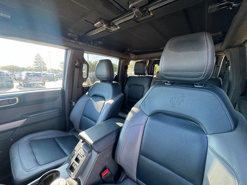 Used 2023 Ford Bronco Outer Banks AWD/4WD image 6