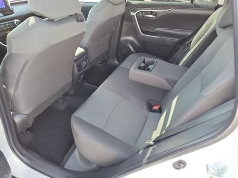 Used 2024 Toyota RAV4 XLE w/ Convenience Package FWD image 27