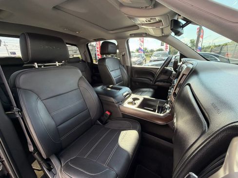 Used 2017 GMC Sierra 1500 Denali w/ Denali Ultimate Package AWD/4WD image 30