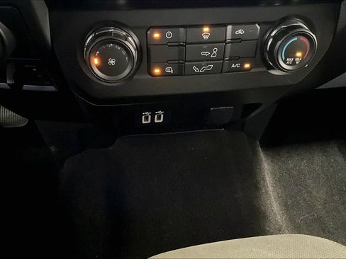 Used 2019 Ford F150 XLT w/ XTR Package AWD/4WD image 17