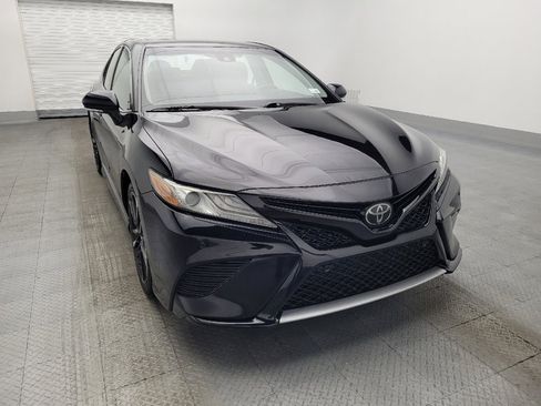 Used 2018 Toyota Camry XSE image 14