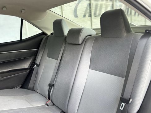 Used 2015 Toyota Corolla L image 22