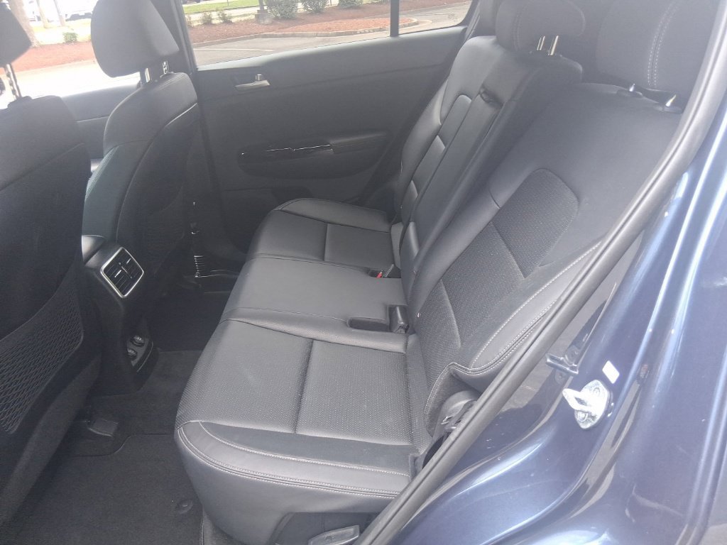 Used 2022 Kia Sportage Nightfall Edition w/ Nightfall Fwd Premium Package image 17