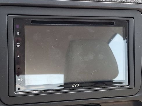 Used 2013 Volkswagen Jetta SE FWD image 17