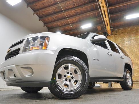 Used 2012 Chevrolet Tahoe LS w/ Convenience Package AWD/4WD image 3