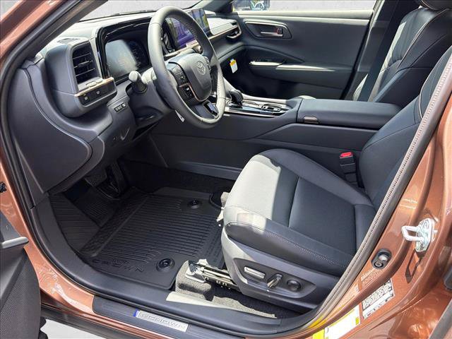 Used 2026 Toyota Crown AWD/4WD image 9