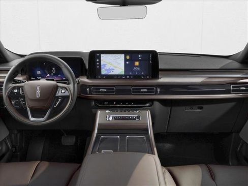 New 2025 Lincoln Aviator Reserve w/ Luxury Package image 3