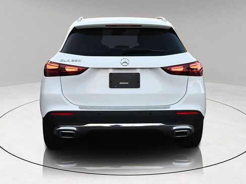Certified 2025 Mercedes-Benz GLA 250 image 5